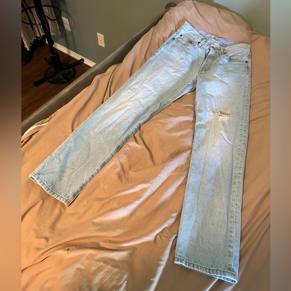 Women’s Levi 501 Jeans - Picture 1 of 3
